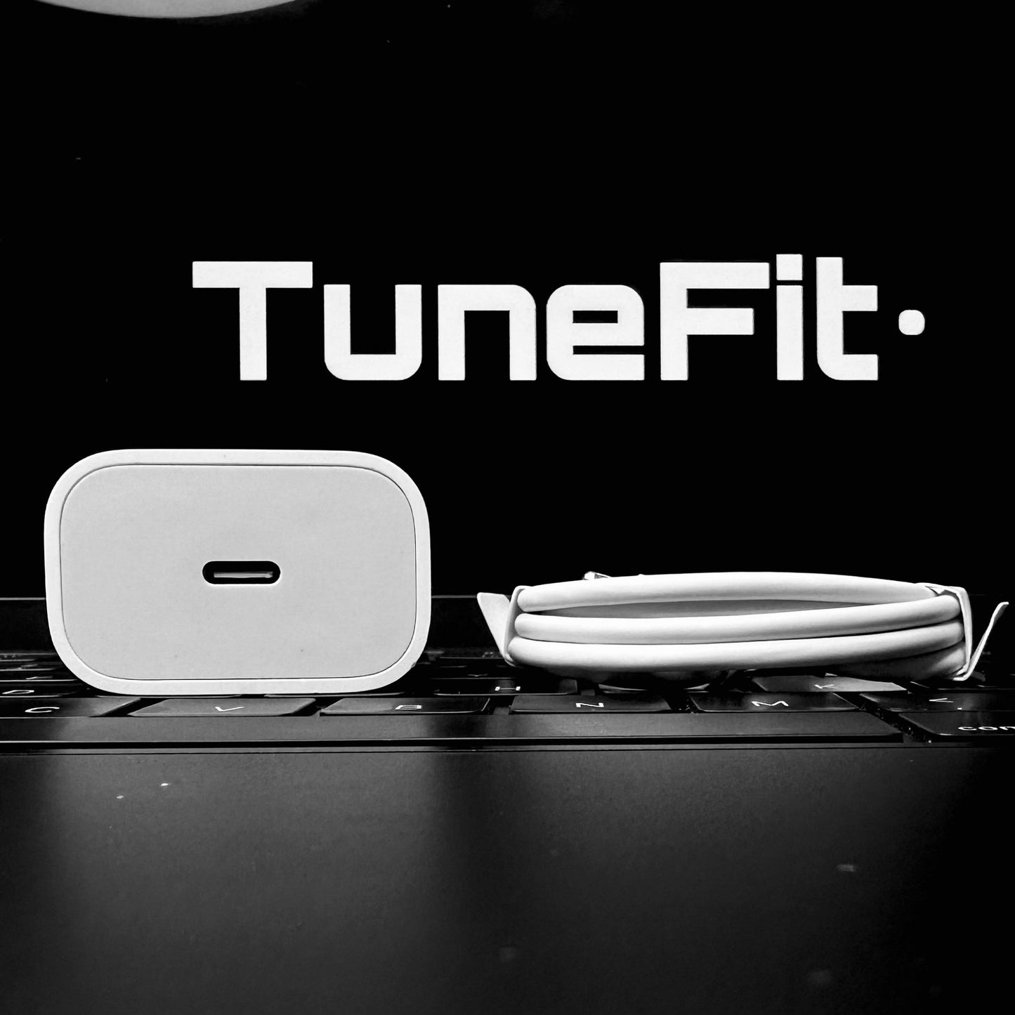 TuneFit 20W Fast Charger With Cable